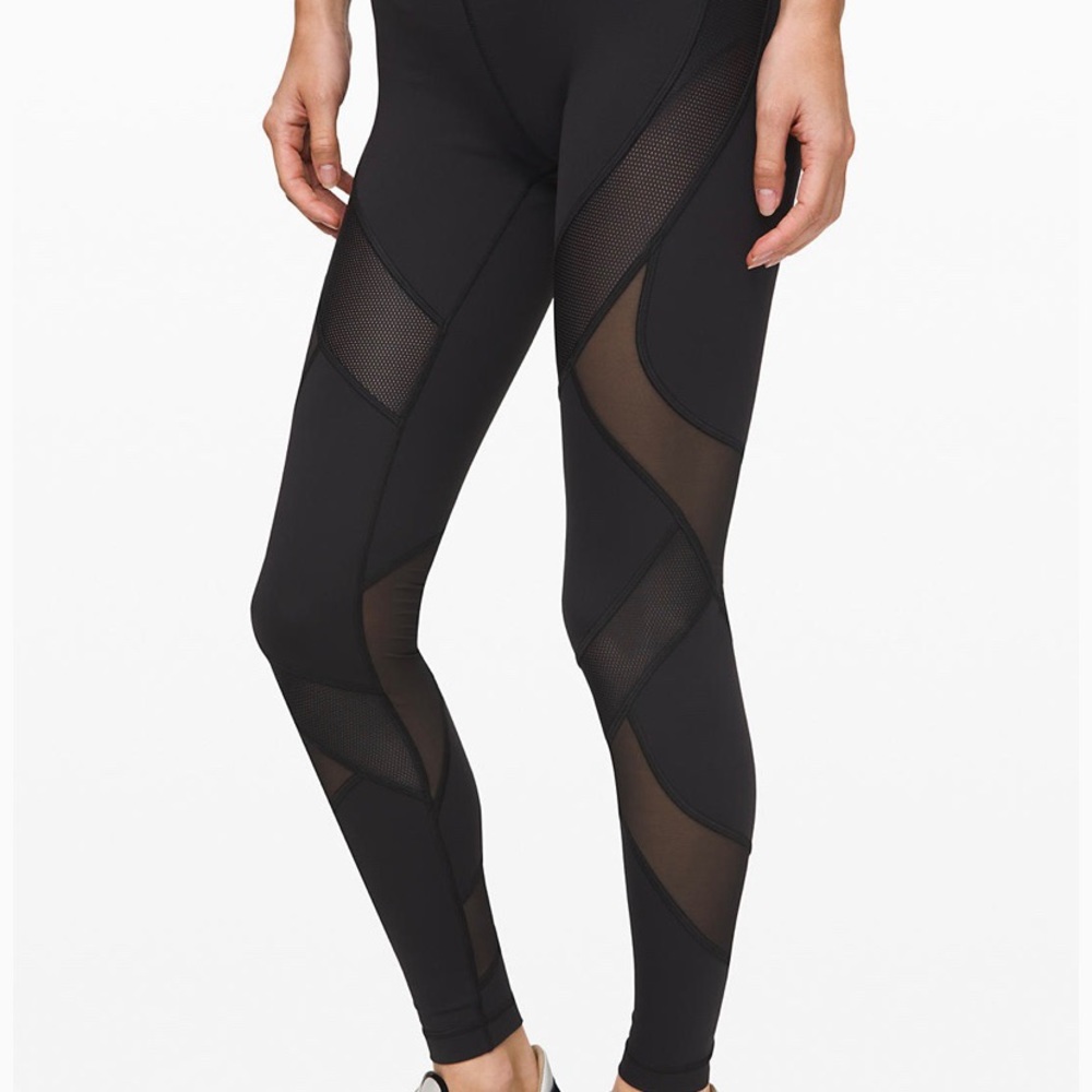 Wunder Under High Rise Tight size 8 ! NWT! Black!